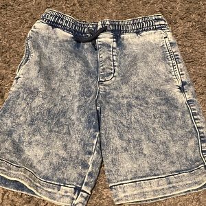 Boys size 8 Wonder Nation stonewashed drawstring shorts. Soft denim